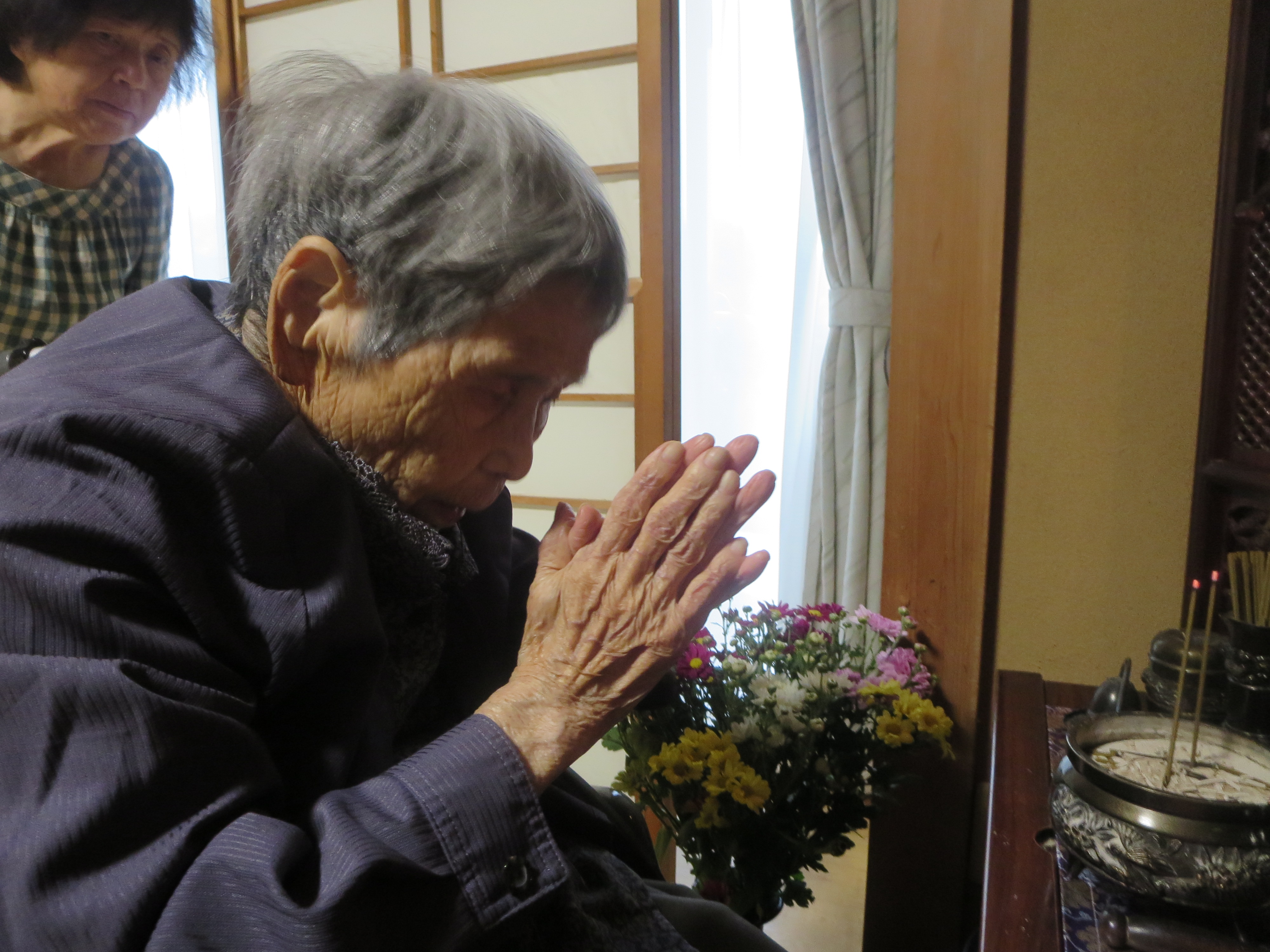 自宅では毎日仏壇に手を合わせていたとのこと。